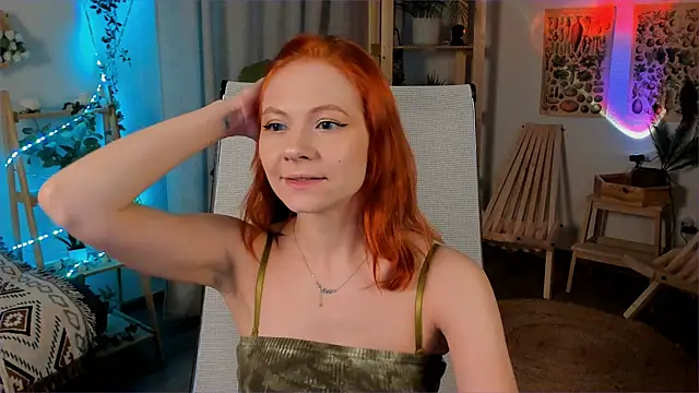 LisaAris online show from April 23, 2026, 3:36 pm