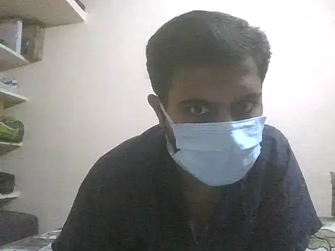 Sweetloverr28 online show from April 26, 2026, 5:21 pm