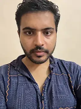 Sweetloverr28 online show from April 28, 2026, 9:25 am