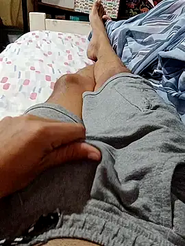 Garchat online show from April 9, 2026, 1:49 am