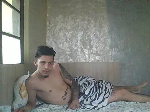 robertmrn112 online show from May 21, 2026, 4:58 pm