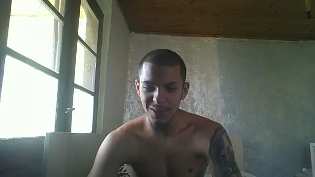 robertmrn112 online show from June 27, 2026, 2:01 pm