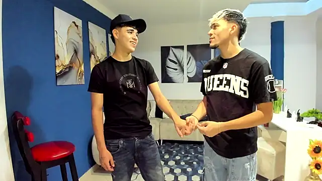 Snapshot of Theguys-passion chatting on April 8, 2026, 10:32 pm Theguys-passion online show from April 8, 2026, 10:32 pm