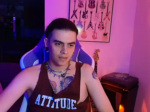 Snapshot of DantesKing chatting on April 15, 2026, 7:26 am DantesKing online show from April 15, 2026, 7:26 am