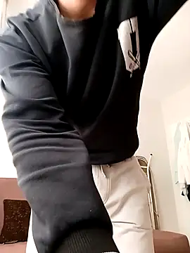 lovesexx136 online show from April 7, 2026, 6:36 am