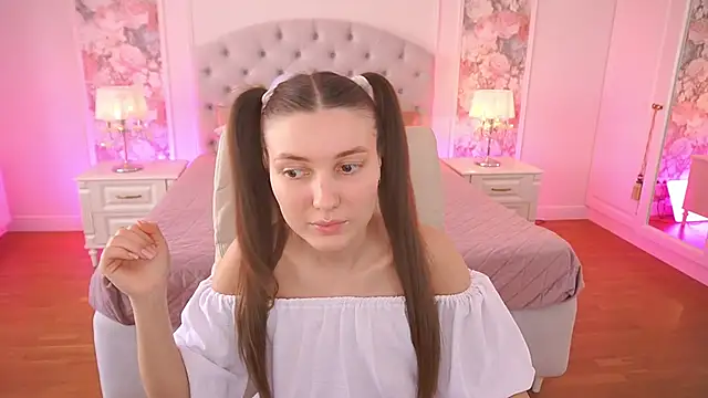 AshleyBaie online show from May 23, 2026, 11:58 am