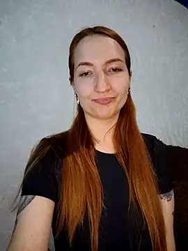 LeonaFox online show from May 6, 2026, 3:50 pm
