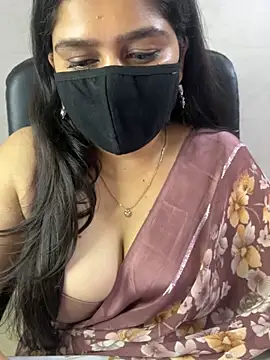 Snapshot of sarasofiaa_ chatting on May 22, 2026, 5:29 pm sarasofiaa online show from May 22, 2026, 5:29 pm