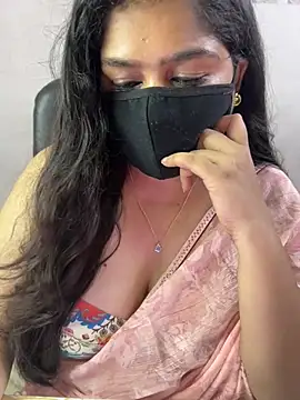Snapshot of sarasofiaa_ chatting on July 5, 2026, 5:53 pm sarasofiaa online show from July 5, 2026, 5:53 pm