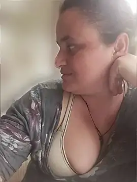Snapshot of AnabelBexley chatting on April 20, 2026, 7:22 am AnabelBexley online show from April 20, 2026, 7:22 am
