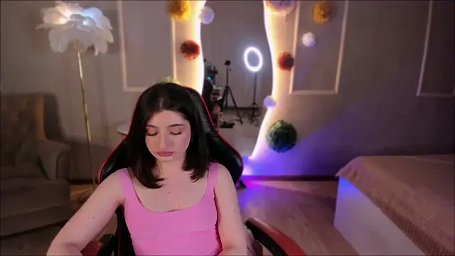 Jasmine Pete online show from April 8, 2026, 2:39 pm