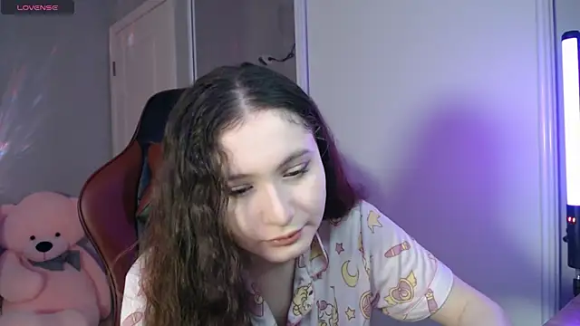 Snapshot of solitudebby chatting on April 30, 2026, 7:53 pm solitudebby online show from April 30, 2026, 7:53 pm