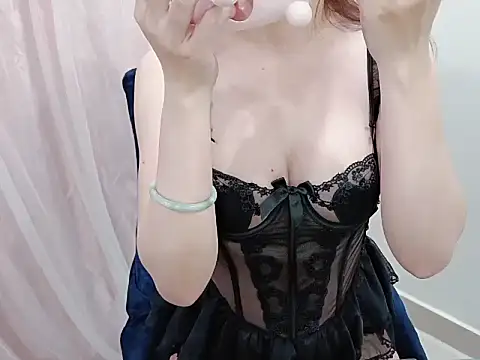 Snapshot of minami-yuiyui chatting on May 29, 2026, 1:14 am minami-yuiyui online show from May 29, 2026, 1:14 am
