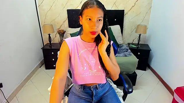 Snapshot of hasley_cute chatting on May 21, 2026, 10:06 pm hasley cute online show from May 21, 2026, 10:06 pm