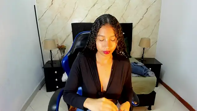 Snapshot of hasley_cute chatting on May 29, 2026, 6:50 pm hasley cute online show from May 29, 2026, 6:50 pm