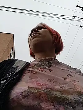 Mia 0-4 online show from April 15, 2026, 8:20 pm