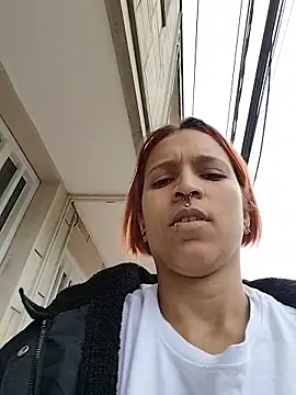 Mia 0-4 online show from May 13, 2026, 4:04 pm