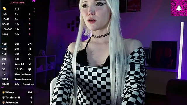 evianlui online show from May 19, 2026, 5:08 pm