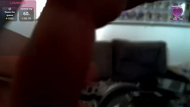 Snapshot of power_couple chatting on April 12, 2026, 5:51 pm power couple online show from April 12, 2026, 5:51 pm