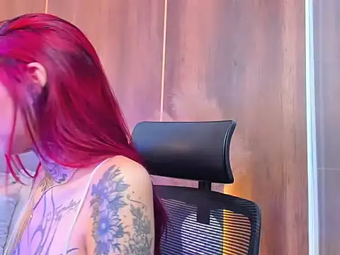 Snapshot of _Megan_Angel_ chatting on April 9, 2026, 4:12 pm Megan Angel online show from April 9, 2026, 4:12 pm