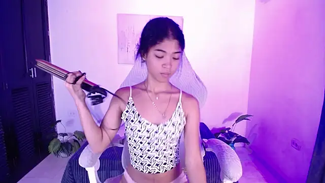 Jully dreams online show from May 17, 2026, 4:14 pm