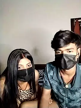 Snapshot of Love-Birdss chatting on April 10, 2026, 5:06 pm Love-Birdss online show from April 10, 2026, 5:06 pm