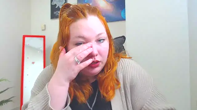 Snapshot of Aillia-Rous chatting on April 16, 2026, 6:25 am Aillia-Rous online show from April 16, 2026, 6:25 am