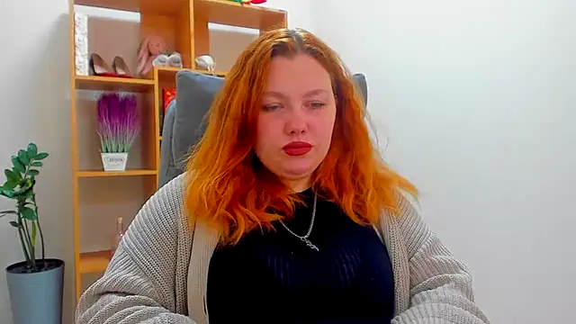 Aillia-Rous online show from May 3, 2026, 6:19 am