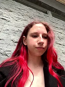 michelle lovique online show from June 4, 2026, 8:09 am