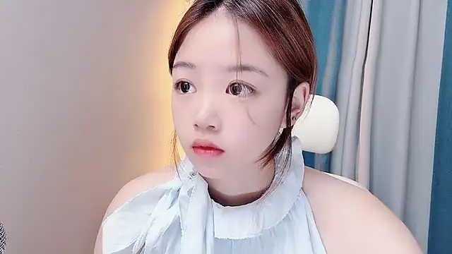 Lilababy00 online show from July 13, 2026, 3:53 am