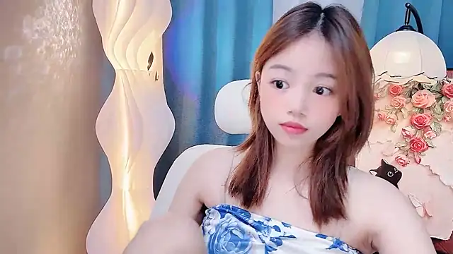 Lilababy00 online show from July 16, 2026, 4:51 am