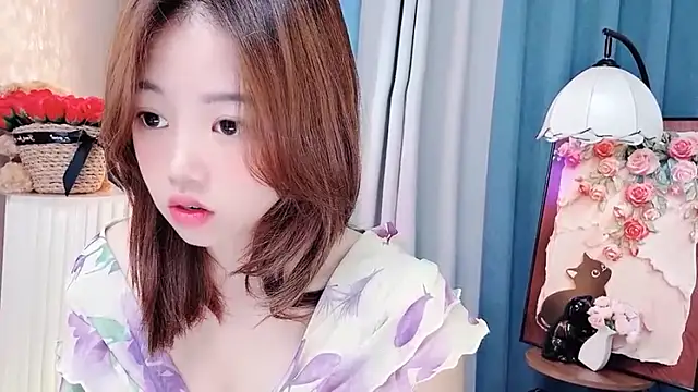 Lilababy00 online show from July 19, 2026, 4:49 am