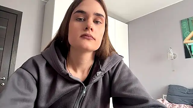 Snapshot of SharellFraleigh chatting on April 10, 2026, 12:10 pm SharellFraleigh online show from April 10, 2026, 12:10 pm