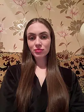 AlinaLove3213 online show from May 8, 2026, 6:13 pm
