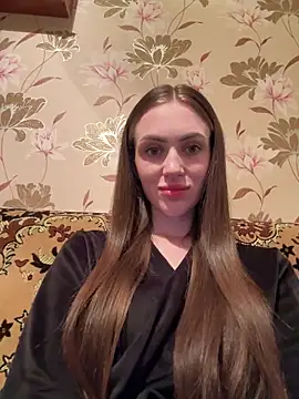 AlinaLove3213 online show from May 27, 2026, 8:17 pm