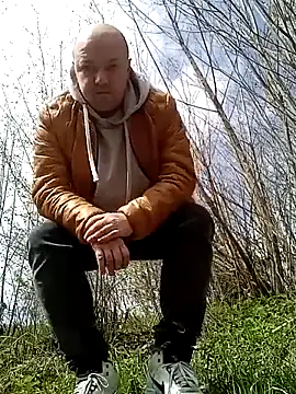 Luceriusbigass online show from April 28, 2026, 10:42 am