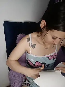 Noah carter16 online show from June 10, 2026, 2:16 pm