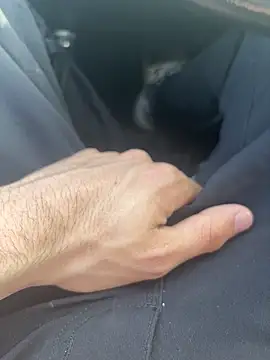 tg nfll online show from April 8, 2026, 1:44 pm