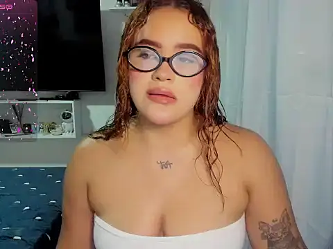 Snapshot of Sabrina_Darkness chatting on July 23, 2026, 12:57 am Sabrina Darkness online show from July 23, 2026, 12:57 am