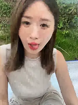 Snapshot of qin205205 chatting on July 14, 2026, 11:49 am qin205205 online show from July 14, 2026, 11:49 am