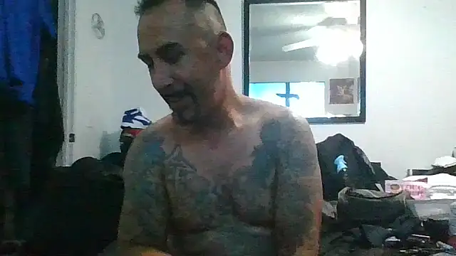 Snapshot of tenser59 chatting on April 15, 2026, 2:13 pm tenser59 online show from April 15, 2026, 2:13 pm