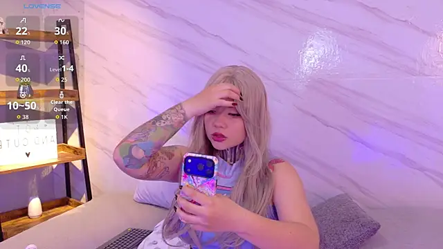 valkyrie claire  online show from April 29, 2026, 2:15 am