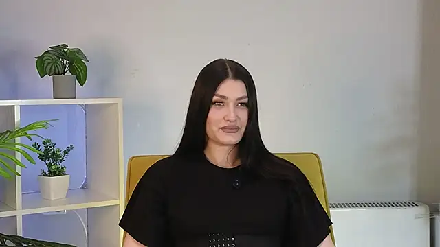 CheyenneGerla online show from April 8, 2026, 8:03 am