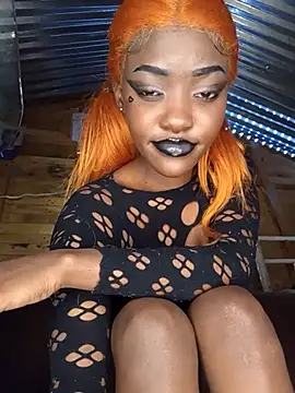 Snapshot of Your_Goddess_Freya chatting on July 25, 2026, 12:09 am Your Goddess Freya online show from July 25, 2026, 12:09 am