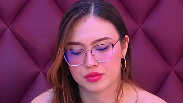 AmberMunroe online show from July 19, 2026, 7:50 pm
