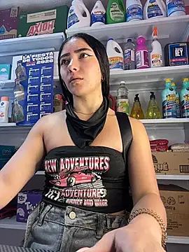 Snapshot of AMBERBUNNY_ chatting on July 23, 2026, 1:53 pm AMBERBUNNY online show from July 23, 2026, 1:53 pm