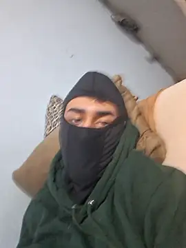 Snapshot of Frankito56 chatting on April 15, 2026, 1:07 pm Frankito56 online show from April 15, 2026, 1:07 pm