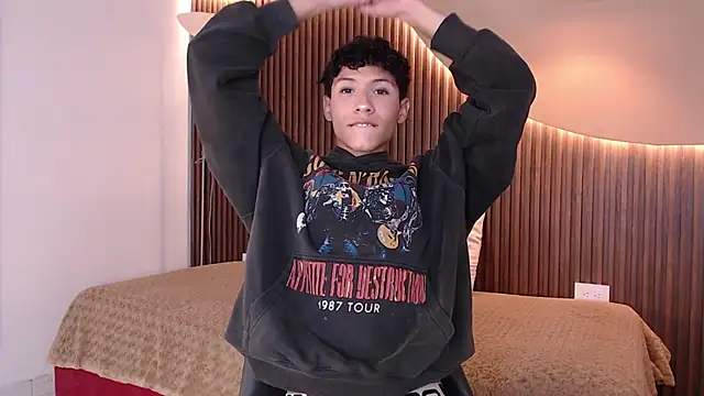 Snapshot of Velvet_An chatting on April 11, 2026, 3:22 am Velvet An online show from April 11, 2026, 3:22 am