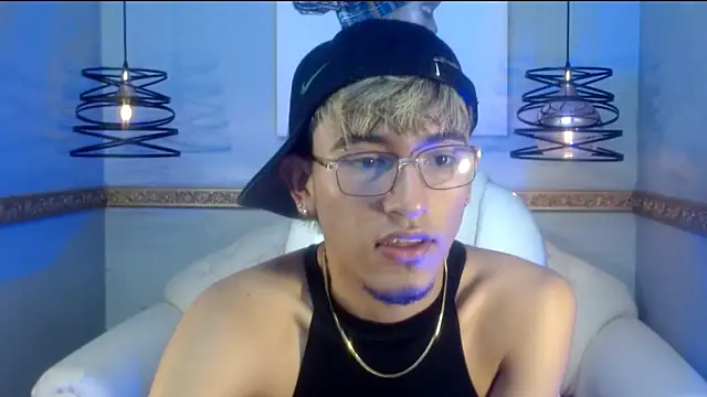 Juan saul1 online show from May 30, 2026, 5:54 pm