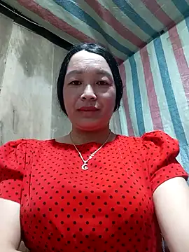 Snapshot of vanlucky2 chatting on April 18, 2026, 9:02 am vanlucky2 online show from April 18, 2026, 9:02 am